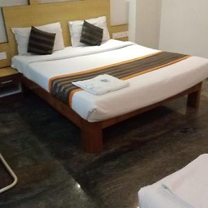 Hotel Slv Grand